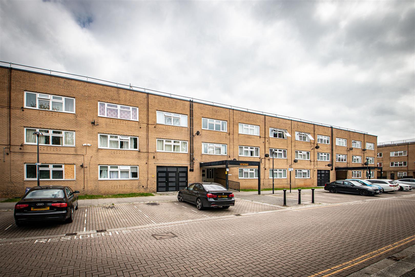 1 bed property in North Ninth Street, Milton Keynes